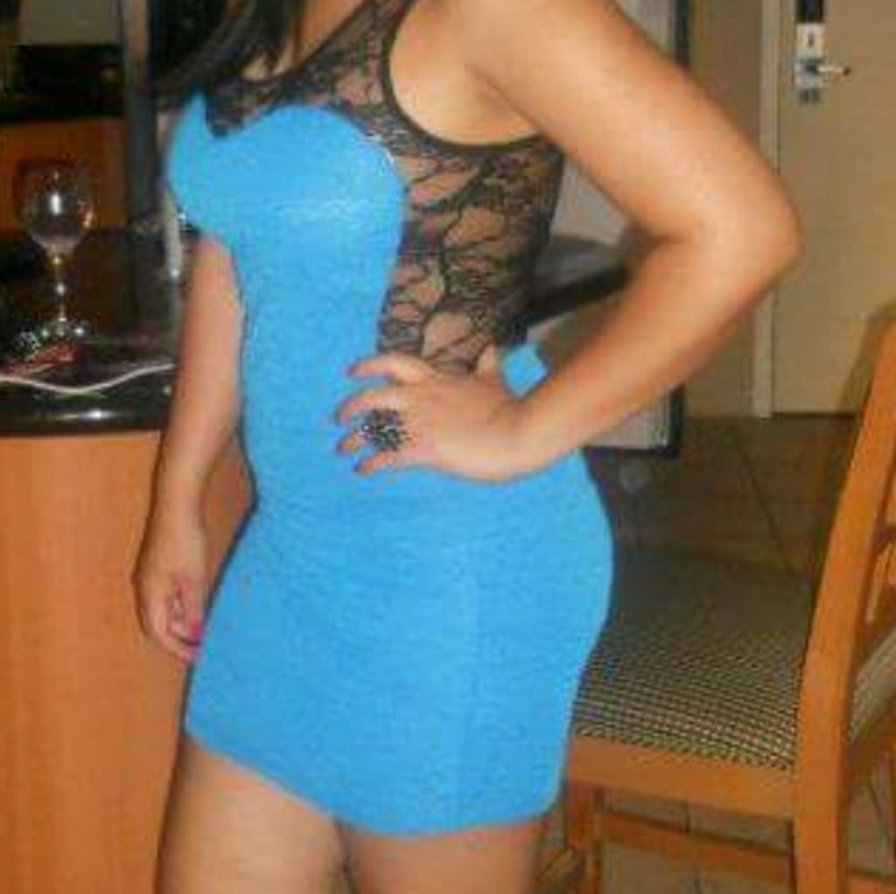 Dress - Picture 6 of 6